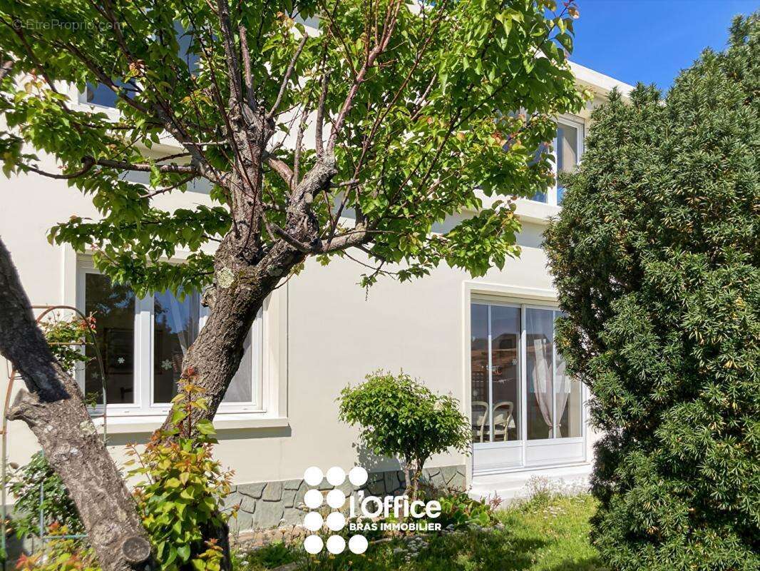 Maison les Sables d'Olonne - 7 pièces - 187m2 - photo 8