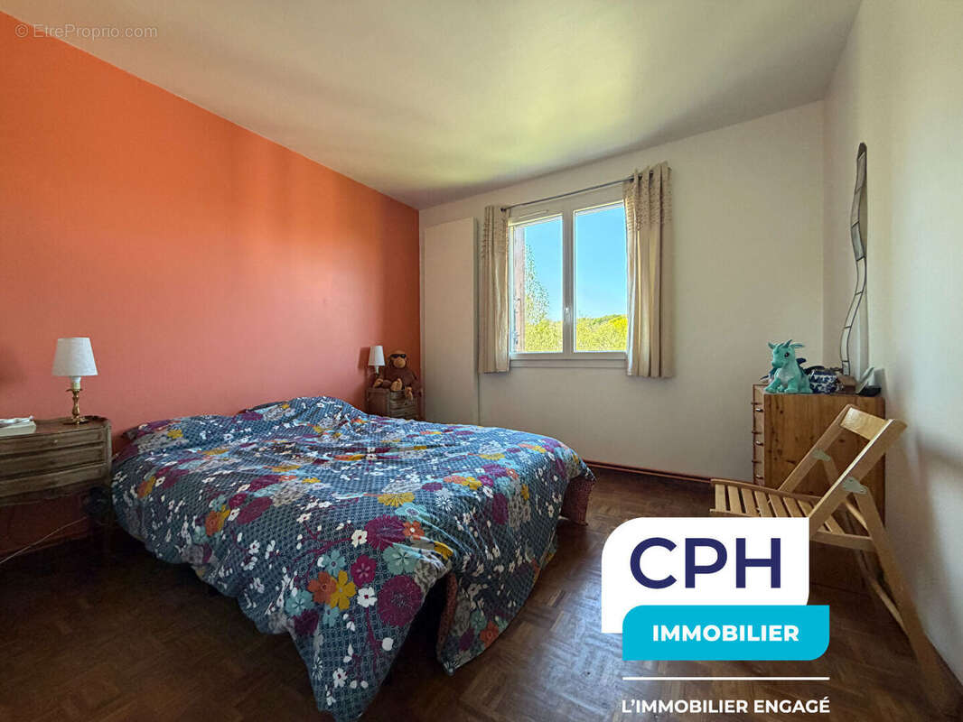 Appartement à LA CELLE-SAINT-CLOUD