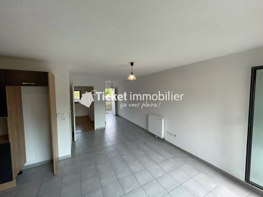 Appartement T2 de 42 m² avec climatisation, balcon et parking – Cornebarrieu - photo 5