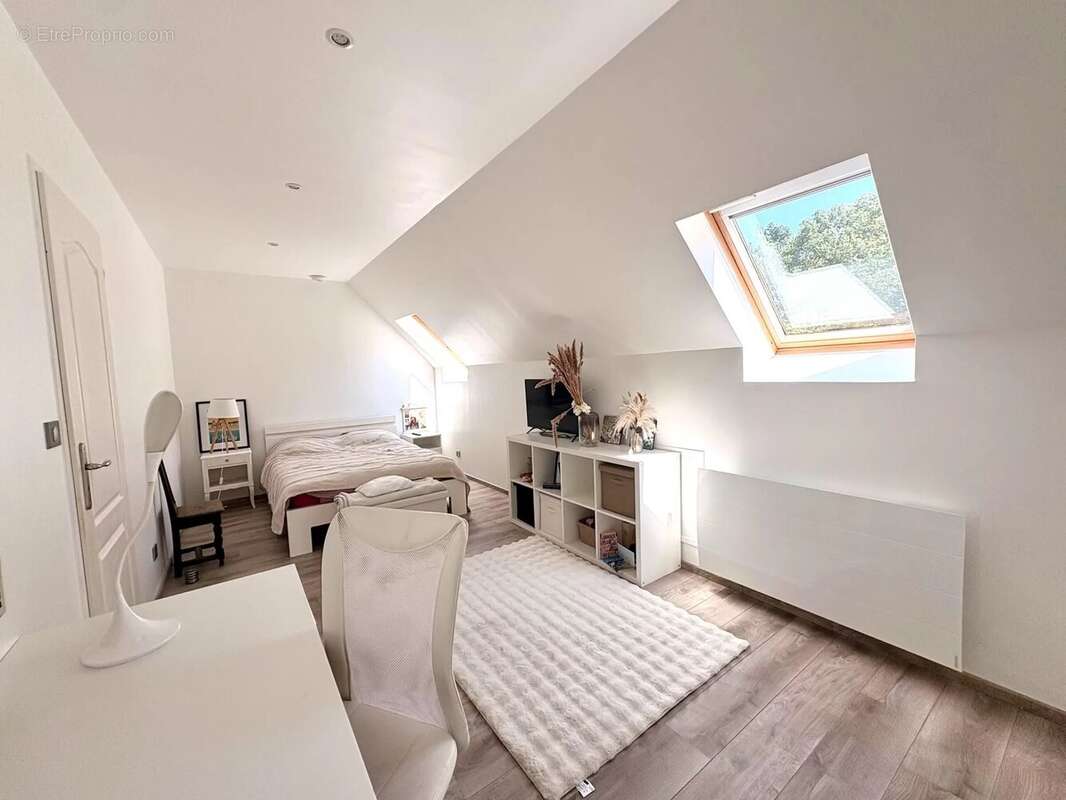 Maison familiale de 151 m² - photo 4