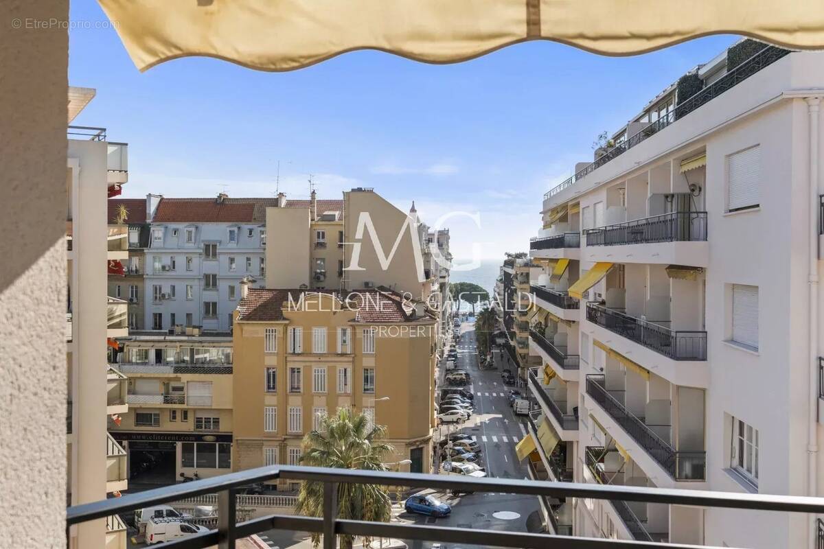Appartement à CANNES