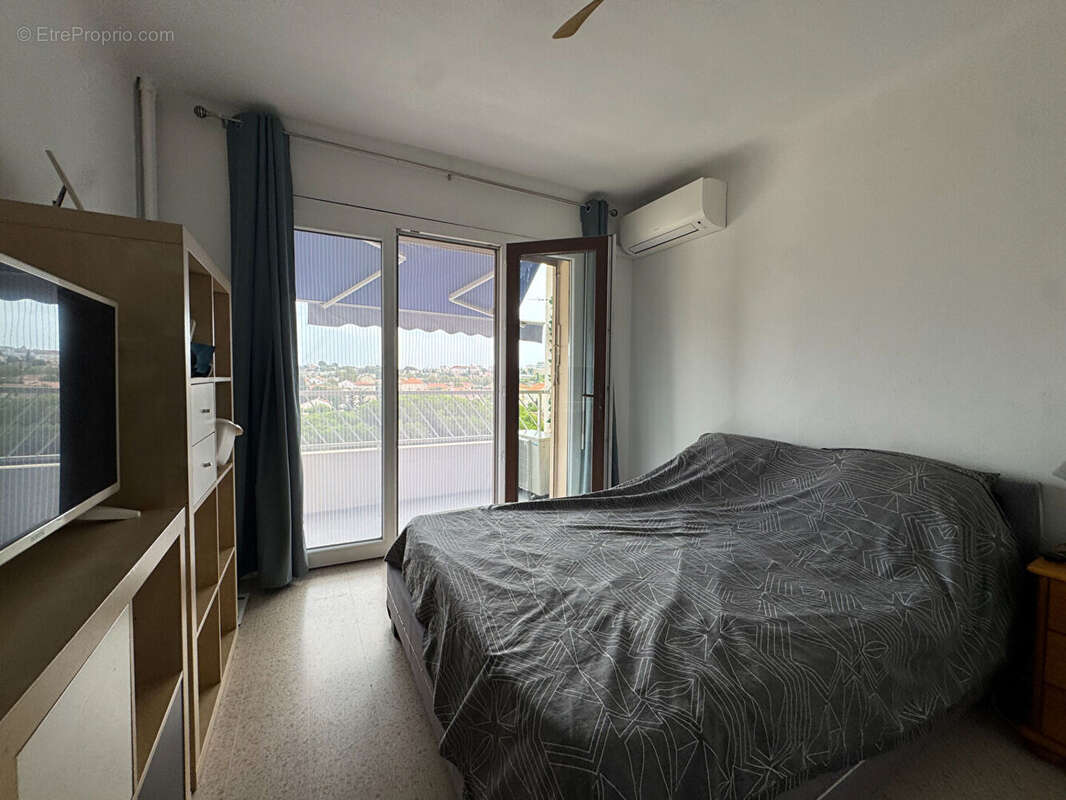 TOULON-EST (Aguillon)  Appartement T3 53 m² - photo 4