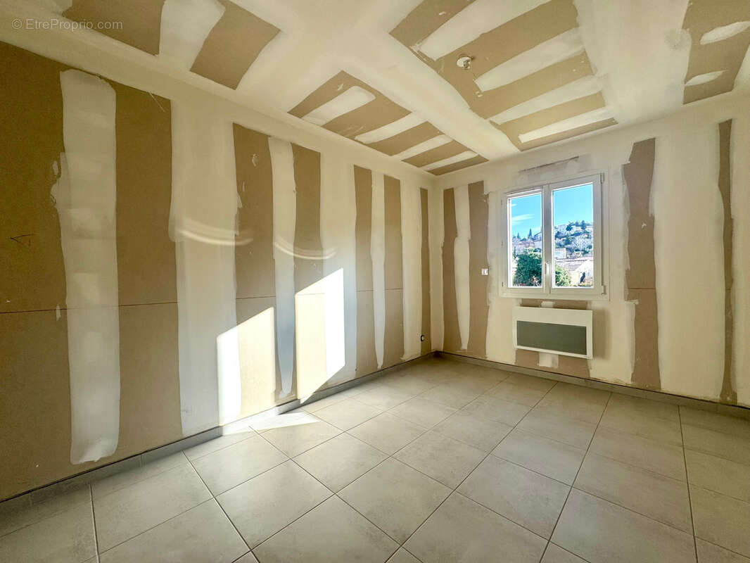 Maison à VAISON-LA-ROMAINE