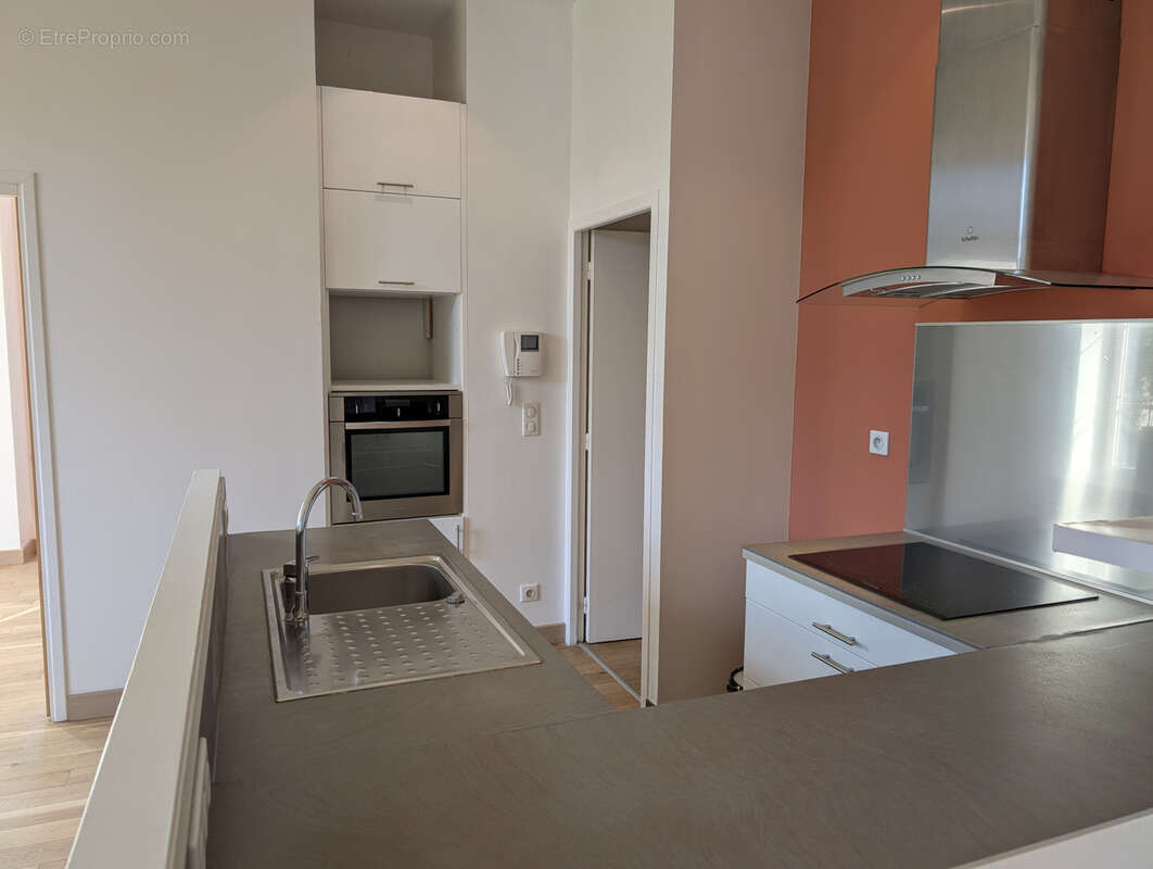 Appartement à SAINT-JEAN-DE-BRAYE