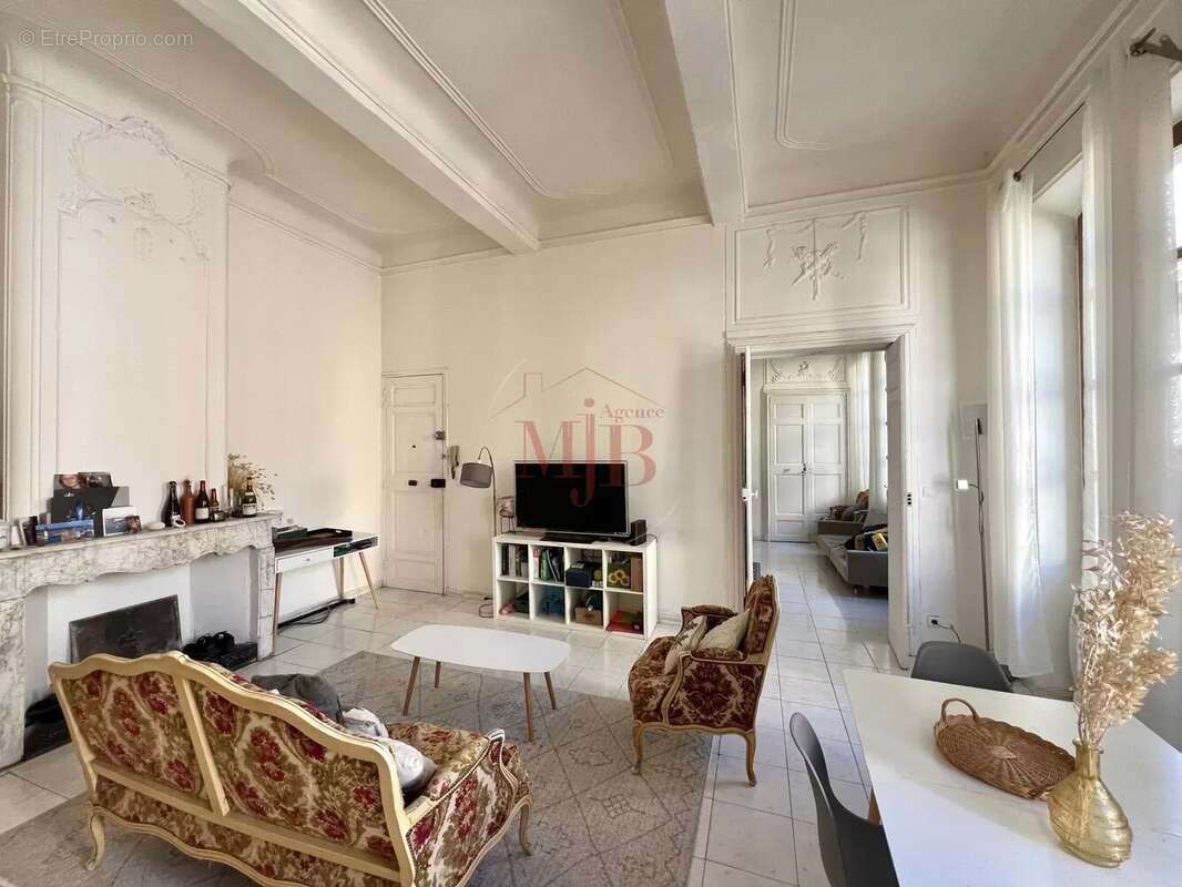 Appartement à TARASCON