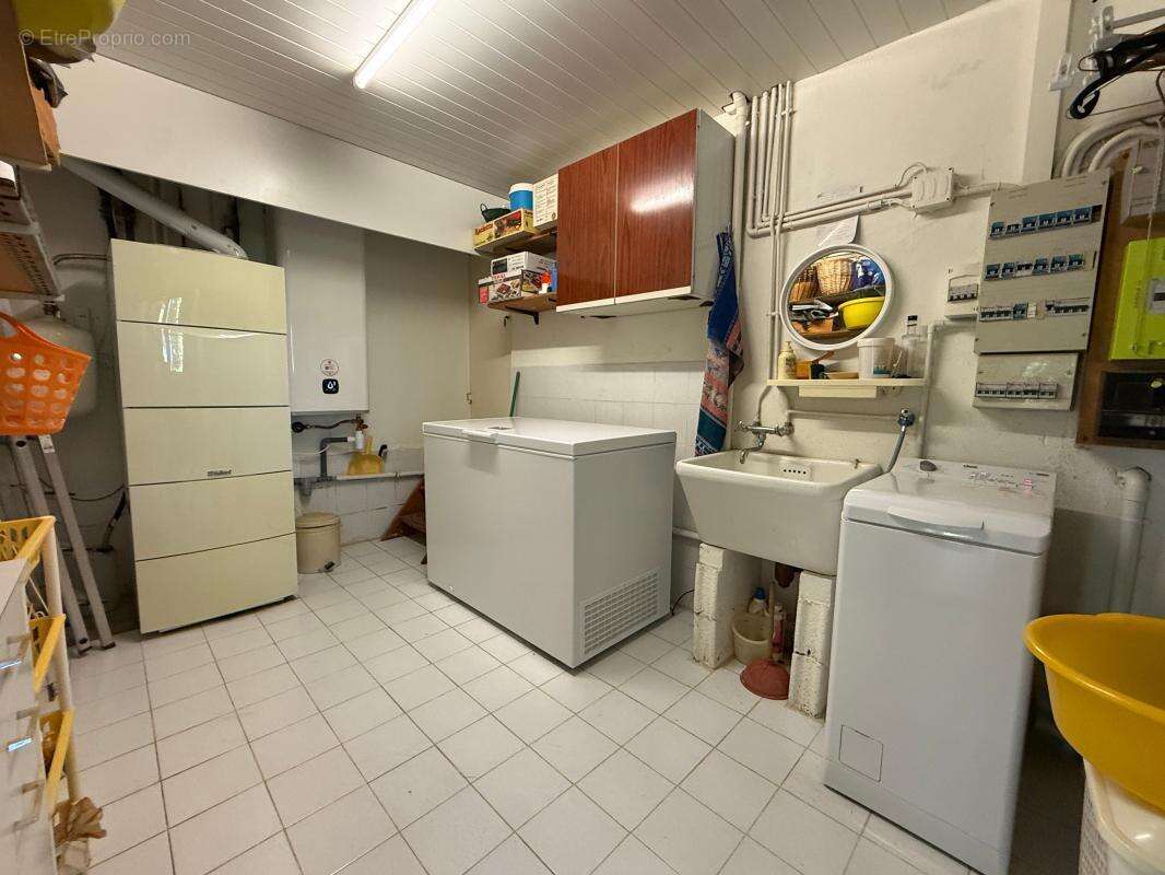 Maison à DONZAC