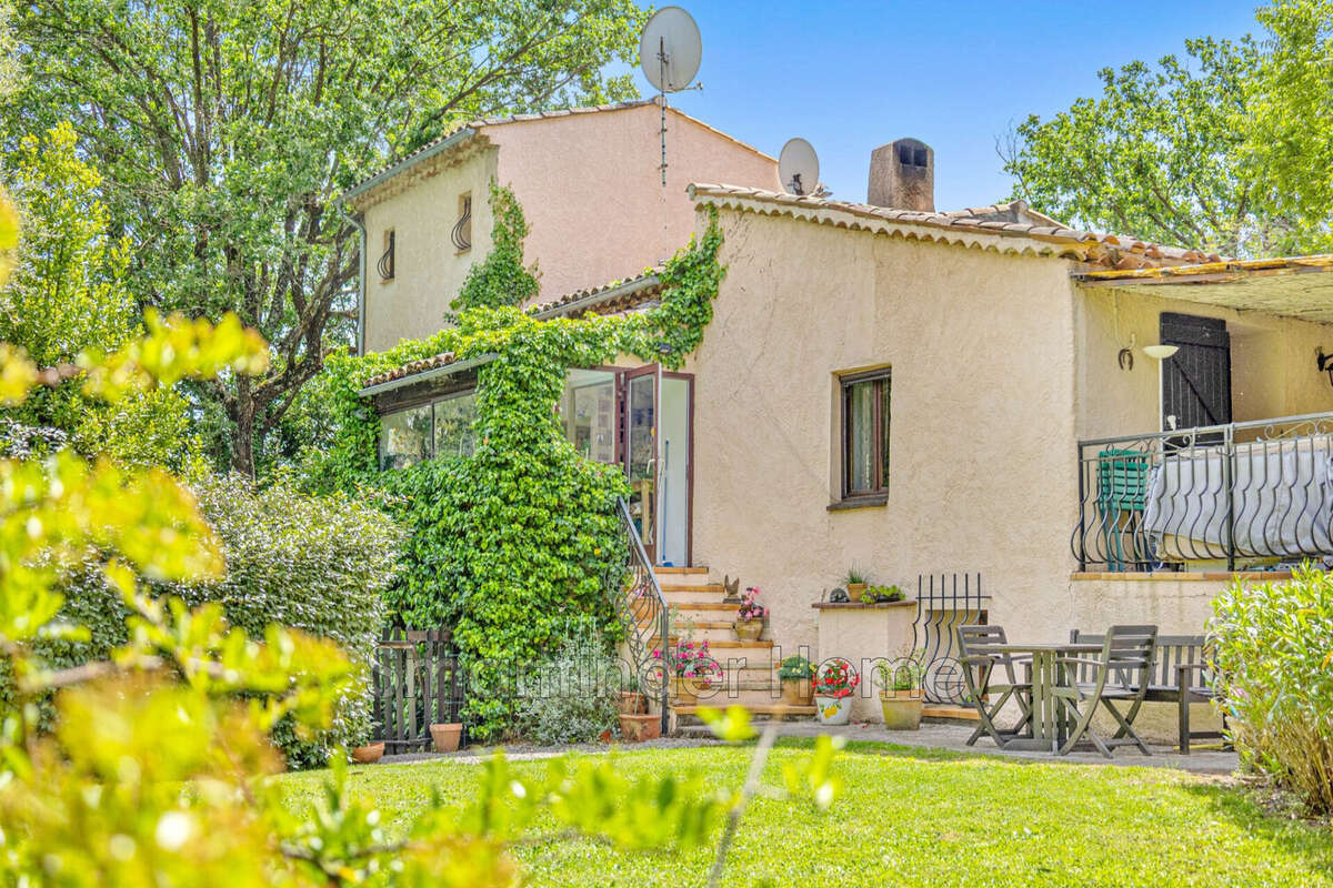 Maison à LORGUES