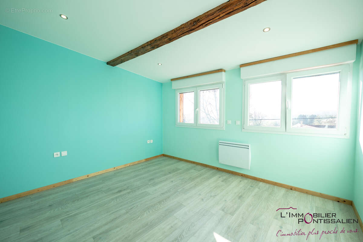 Appartement à LA PLANEE