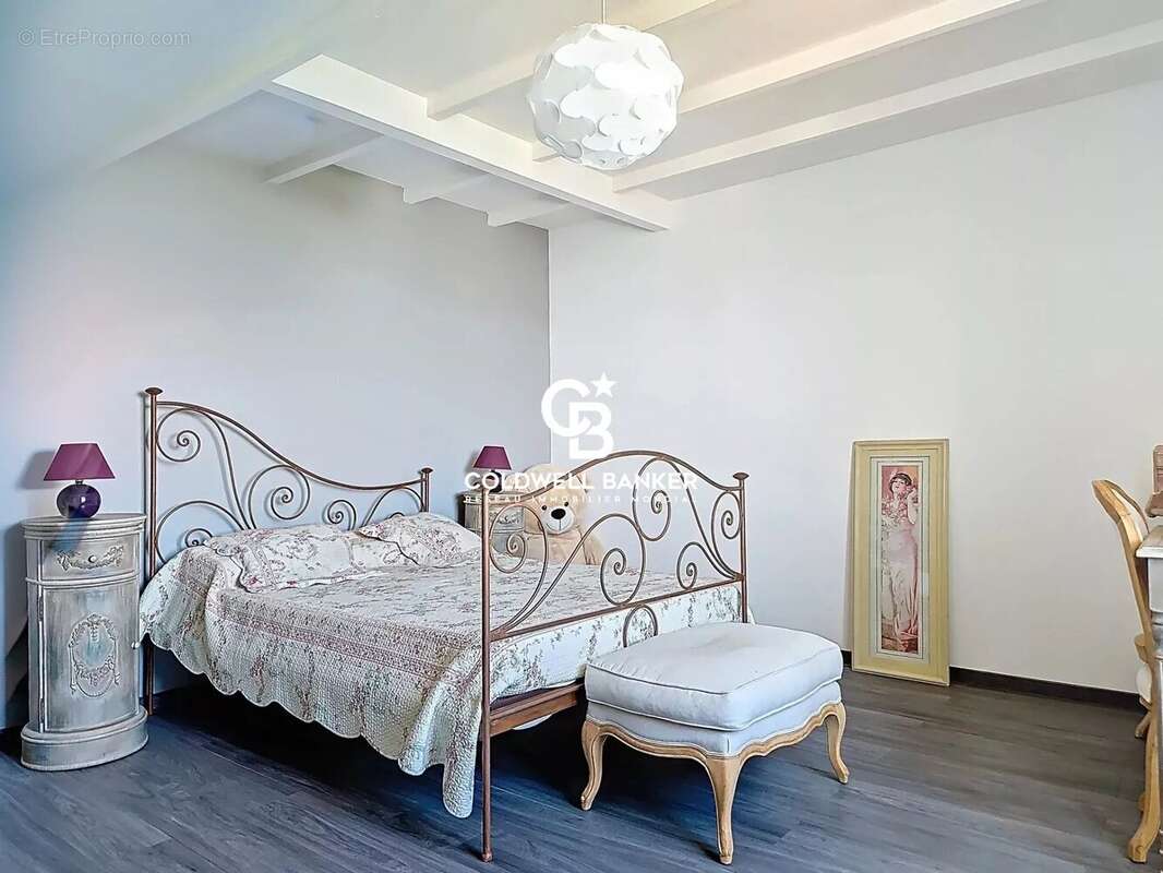 Maison à SAINT-JEAN-D&#039;ANGELY