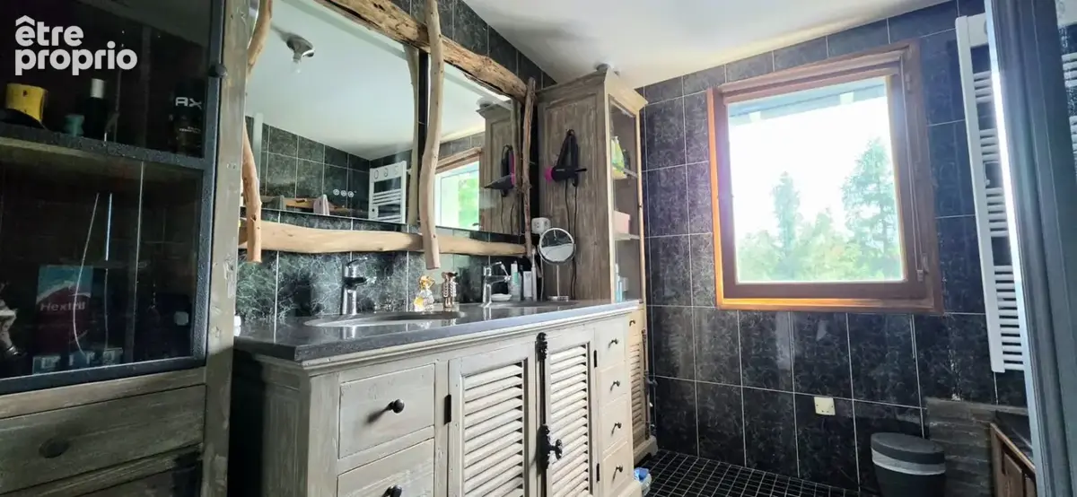 Maison avec sous sol parc et piscine - photo 9
