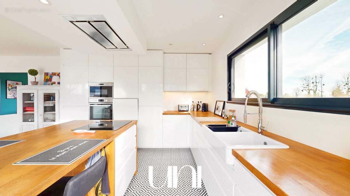 Maison à BRETTEVILLE-L'ORGUEILLEUSE