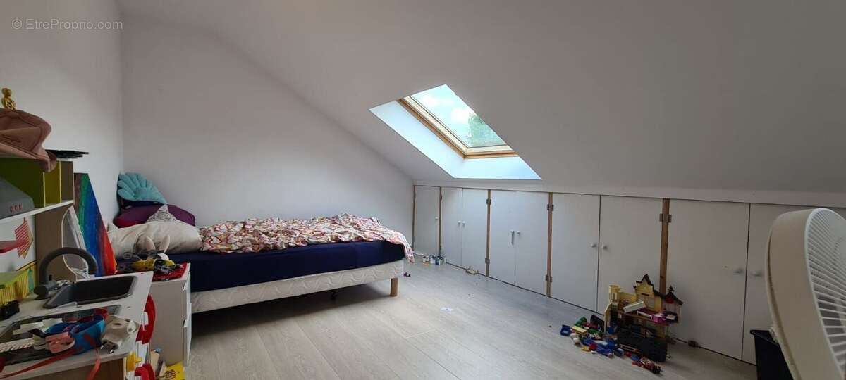 Maison à COURCOURONNES