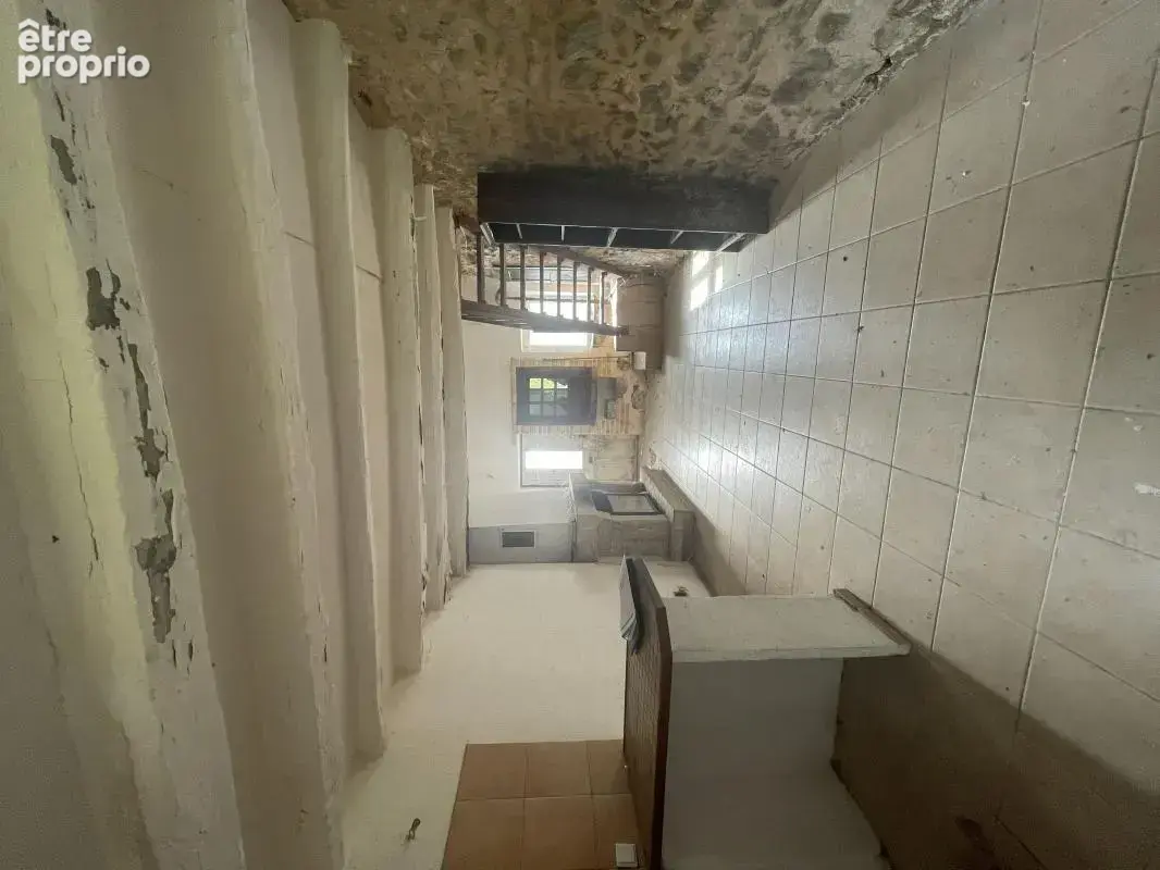 Maison 4 pièces 80 m² à vendre à Peyrilhac (87510) - photo 6