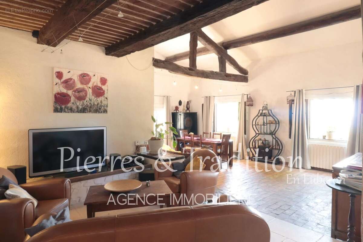 Provence, Luberon, magnifique ancienne ferme rénovée avec vue - photo 10