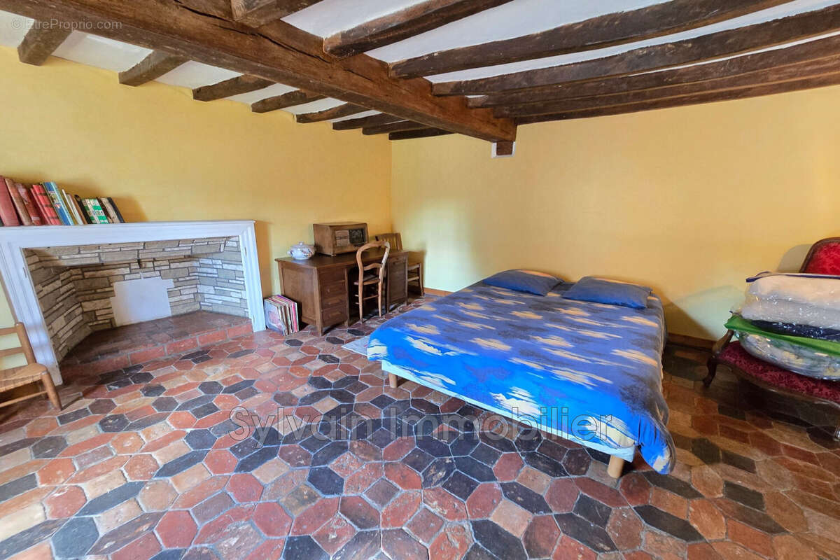 Maison 96 m² à Songeons  - photo 8