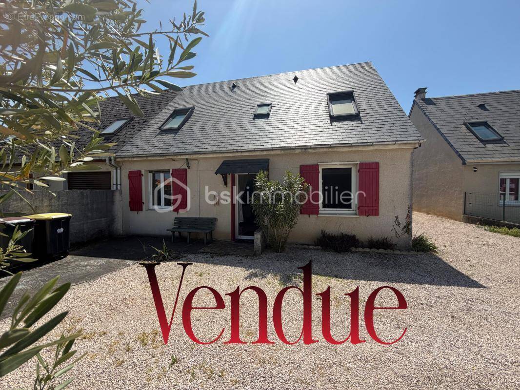 Maison à SOUES