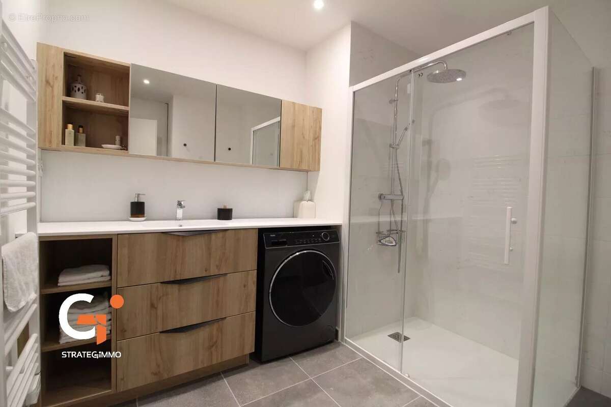 Appartement à MONT-SAINT-AIGNAN