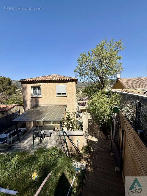 Maison à LA DESTROUSSE