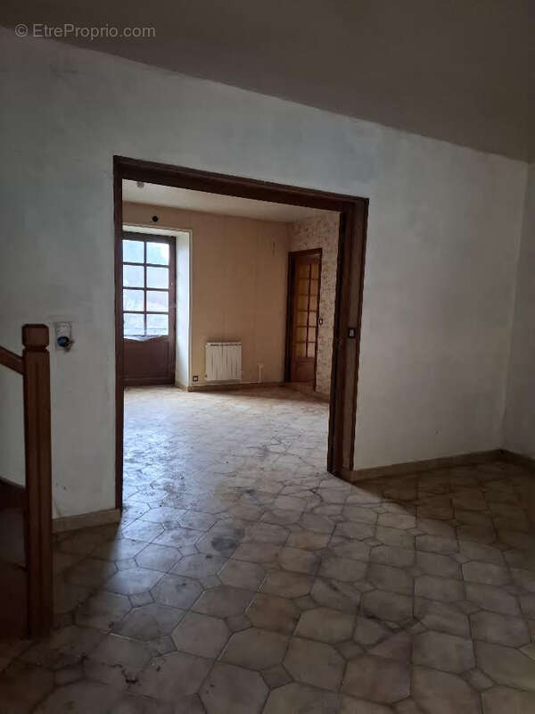 Maison à SAINT-MARTIN-DE-VALAMAS