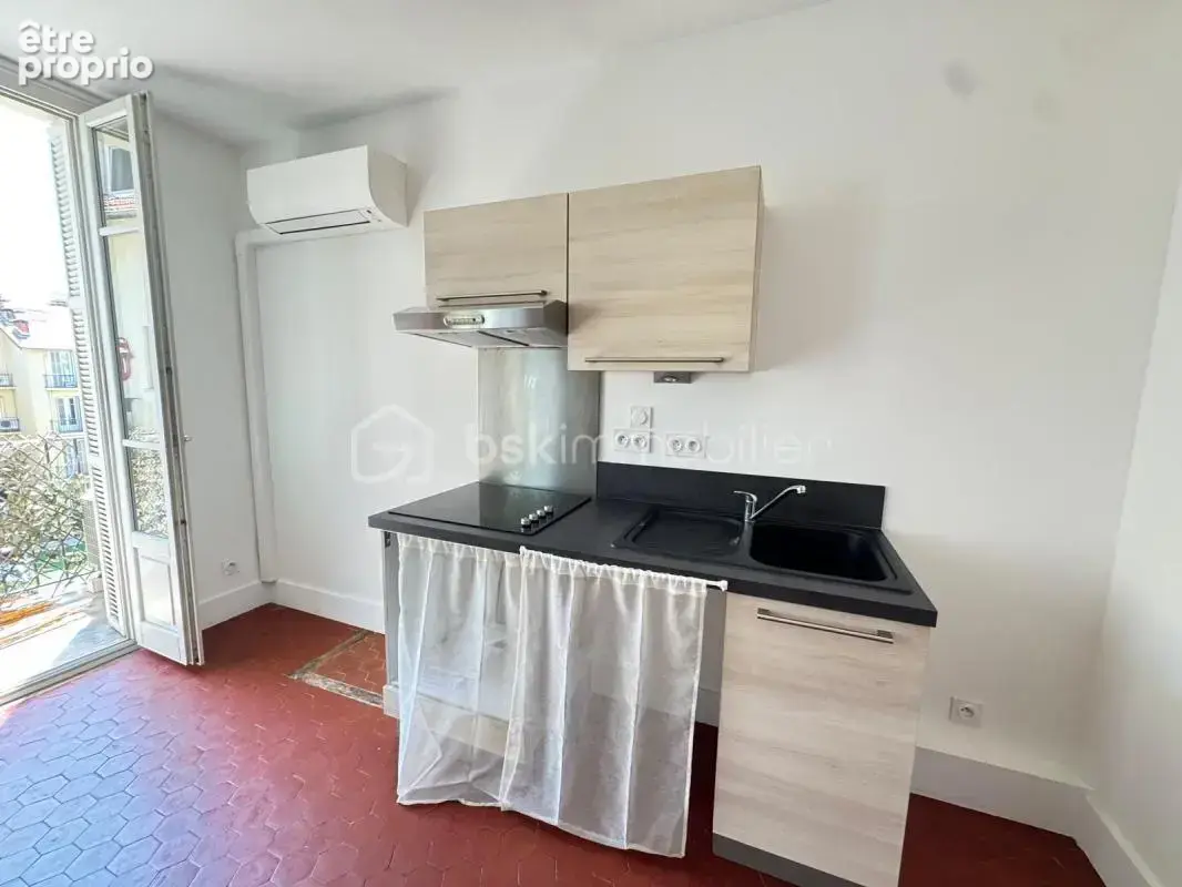 Nice carré d’or – rue de la buffa – étage élevé, balcon - photo 5