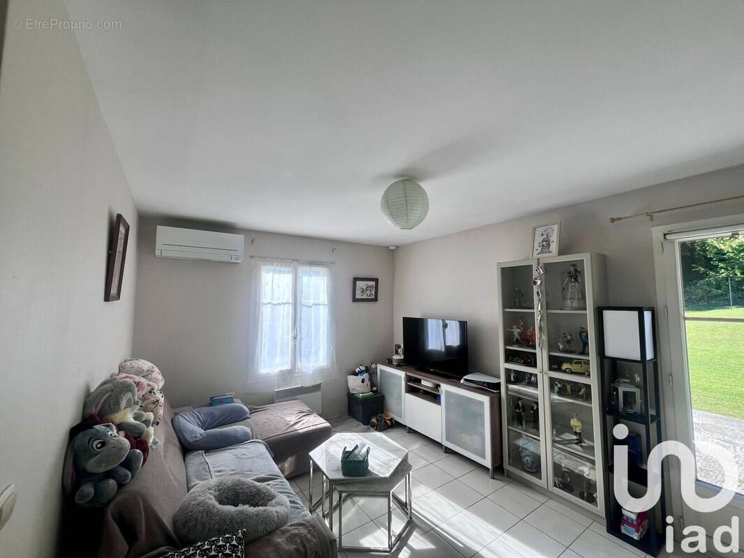 Photo 1 - Maison à CHARMONT-SOUS-BARBUISE