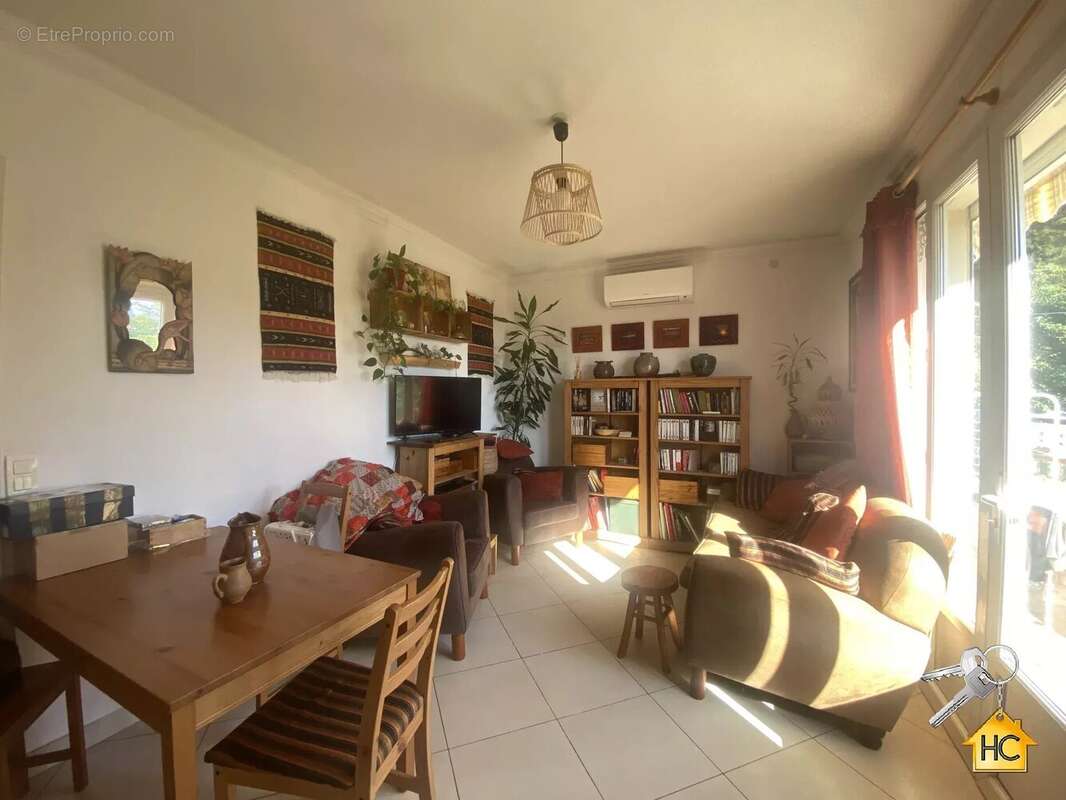 Appartement à LE CANNET
