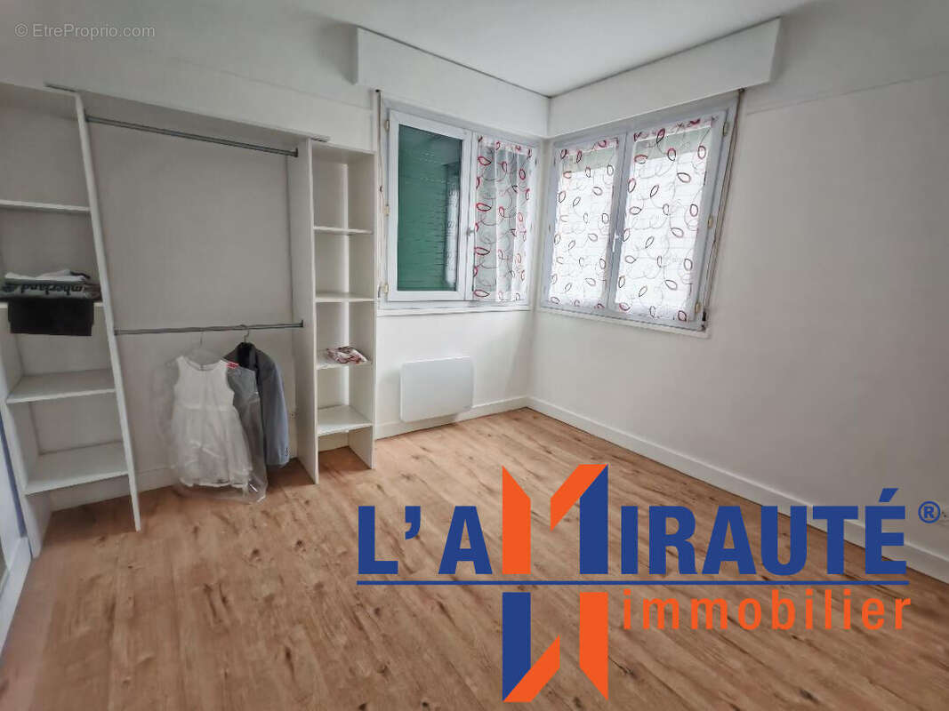 Appartement à SARTROUVILLE