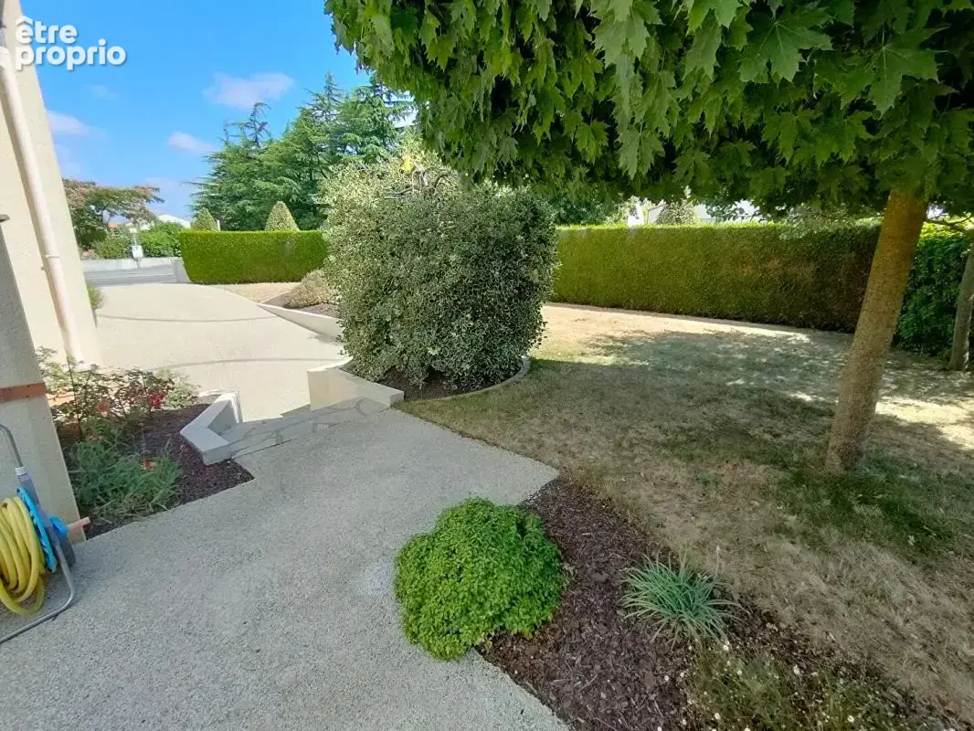 Maison Saint Aubin des Ormeaux 5 pièces 131 m2 - photo 3