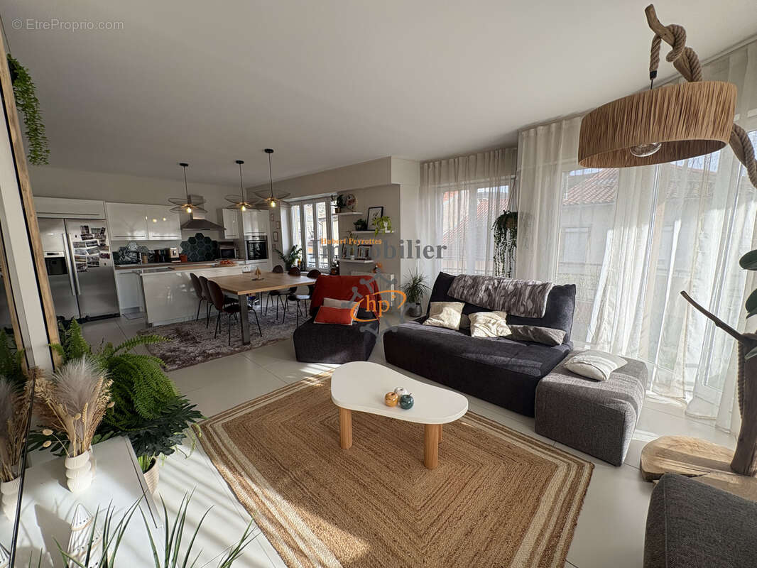 Appartement à SAINT-AFFRIQUE