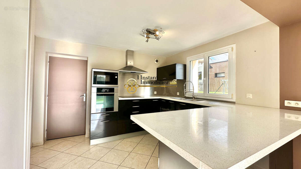 Maison à PLOUGONVEN