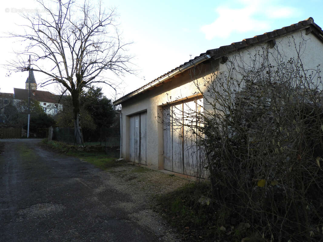 Maison à LIMOGNE-EN-QUERCY