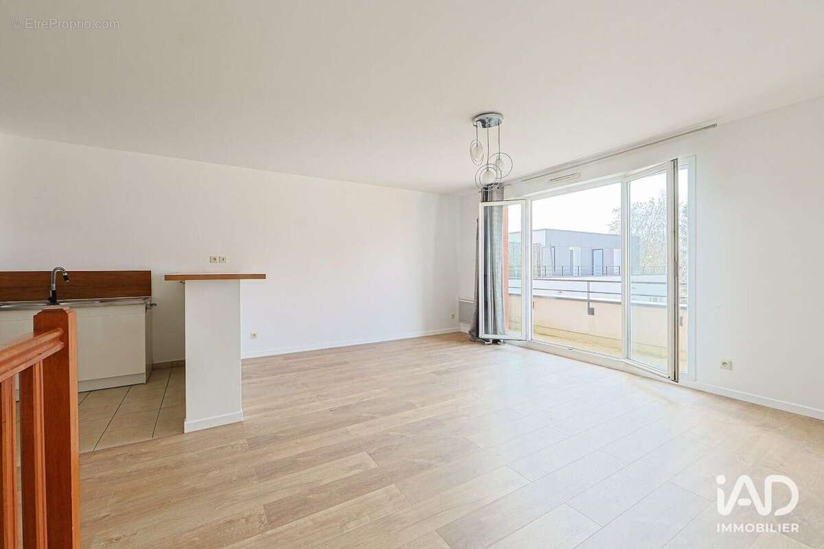 Photo 2 - Appartement à LAGNY-SUR-MARNE