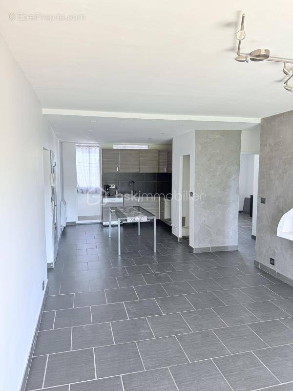 Appartement à SALON-DE-PROVENCE