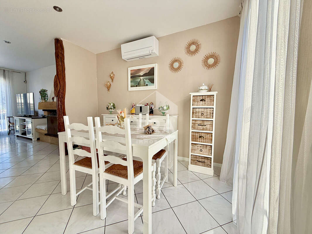 Maison à PONTAULT-COMBAULT