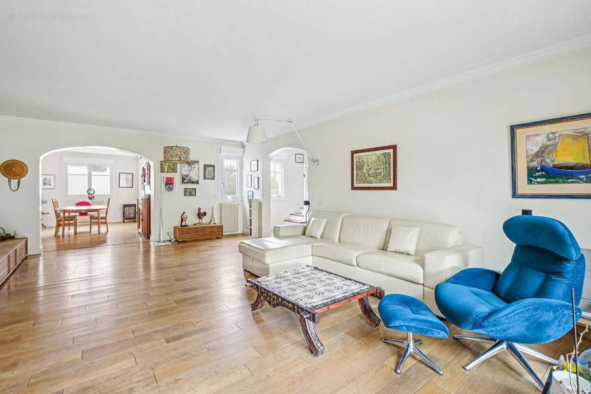 Maison à CROISSY-SUR-SEINE