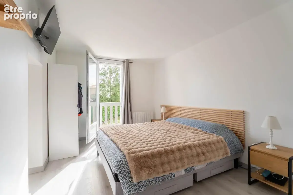 LENTILLY – Maison individuelle au calme dans commune prisée - photo 9