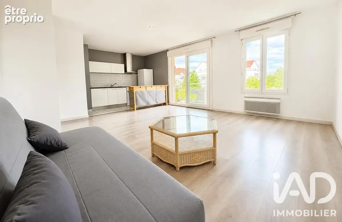 Photo 1 - Appartement à OZOIR-LA-FERRIERE