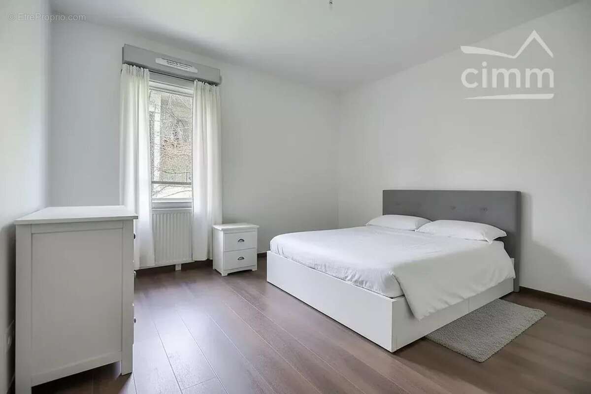 Appartement à MEYLAN