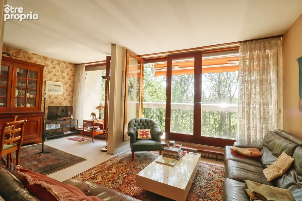 Appartement traversant 4 pièces 76 m² - Calme absolu au coeur d'une résidence familiale arborée - photo 4