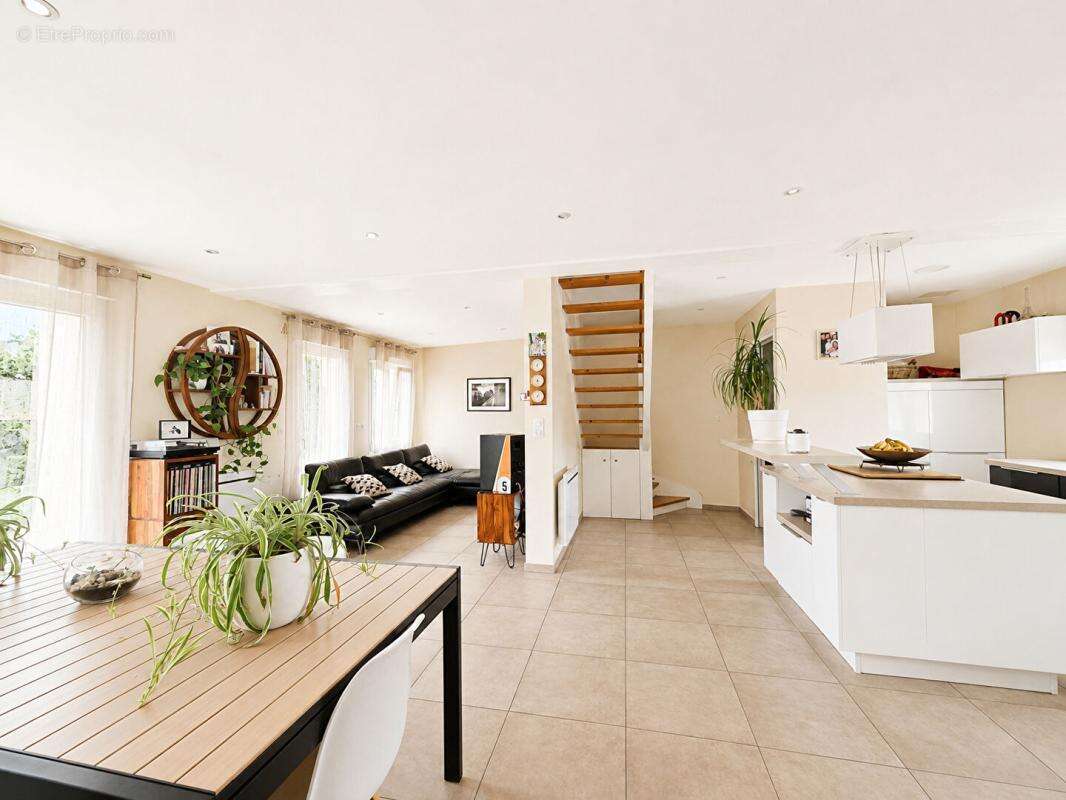 Maison Flins Sur Seine 6 pièce(s) 109 m2 - photo 2