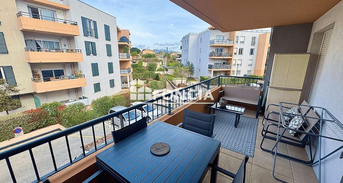 Appartement à FREJUS
