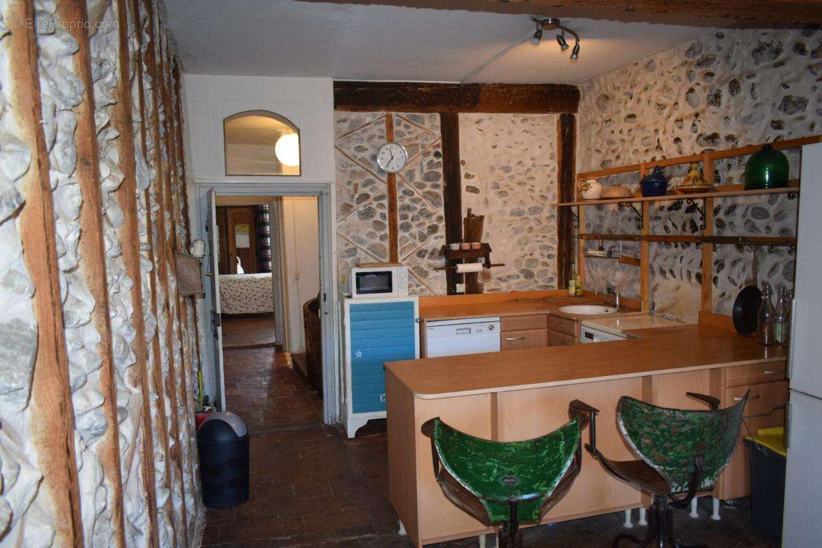 Maison 190 m² à Quillan  - photo 10
