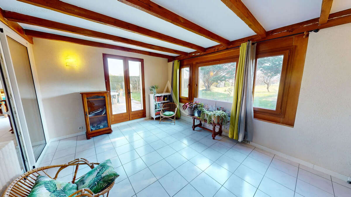 Maison à DONNERY