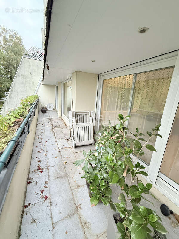 Appartement à SURVILLIERS