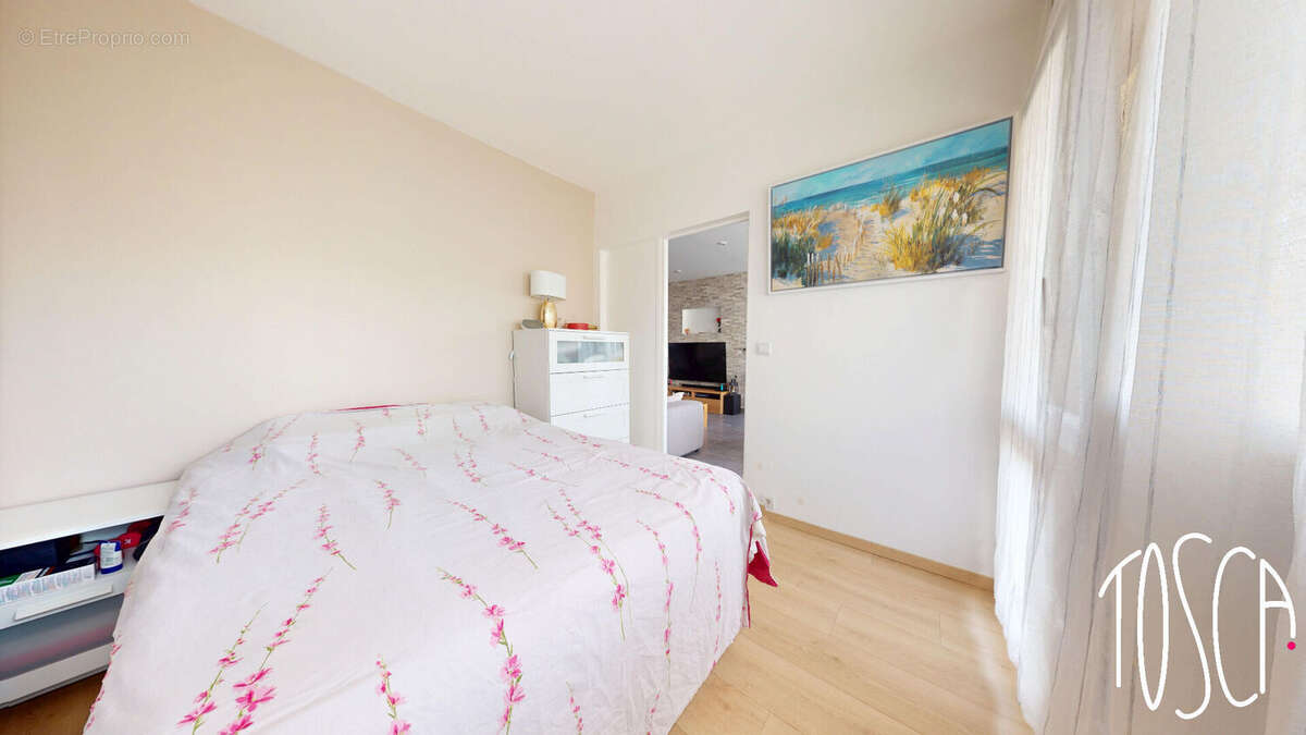 Appartement à THIAIS