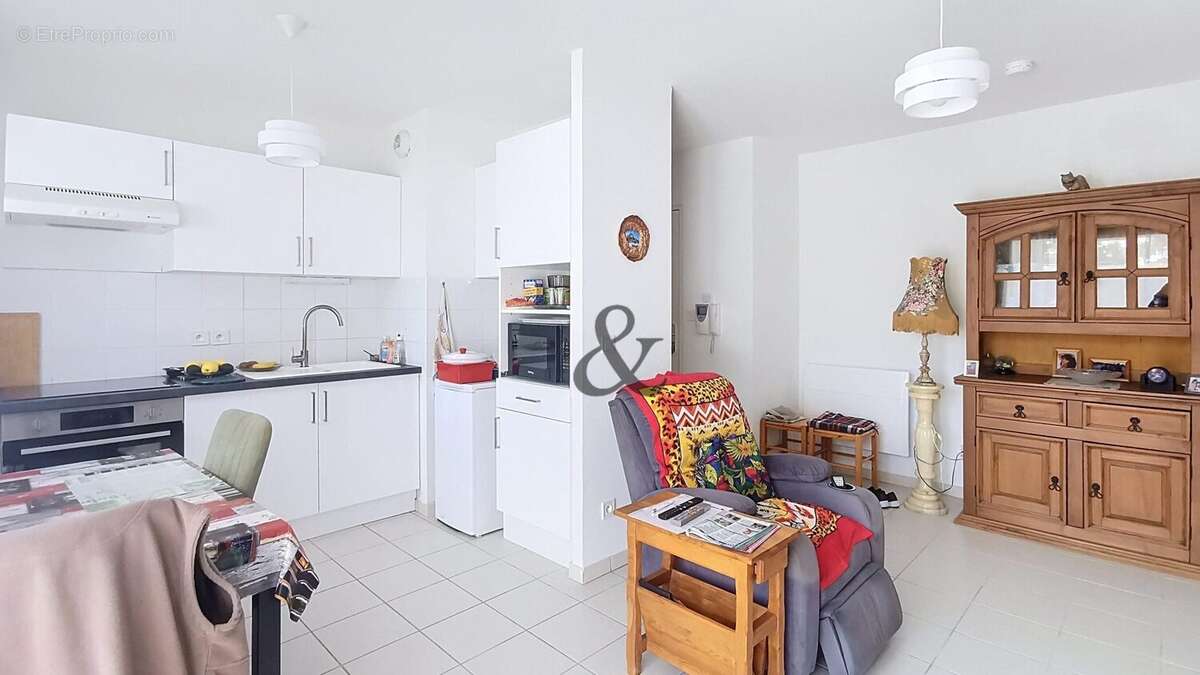 Appartement à LA CHAUSSEE-SAINT-VICTOR