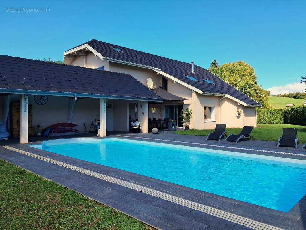 Maison à GROISY