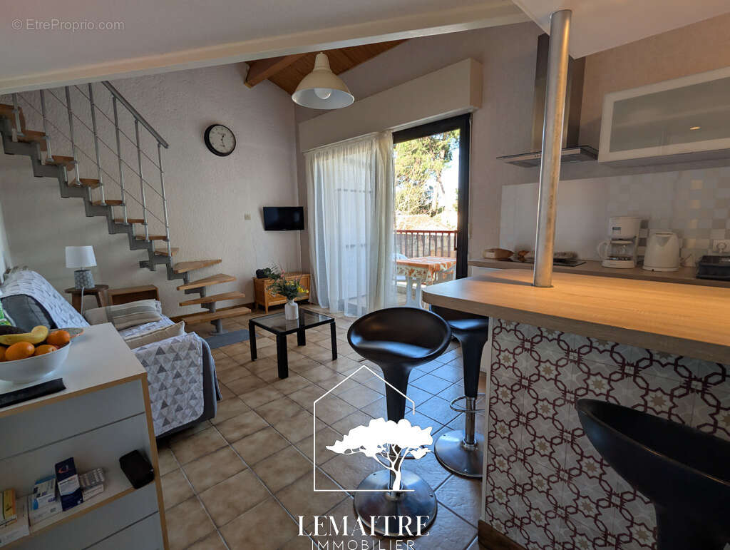 Appartement à LES MATHES