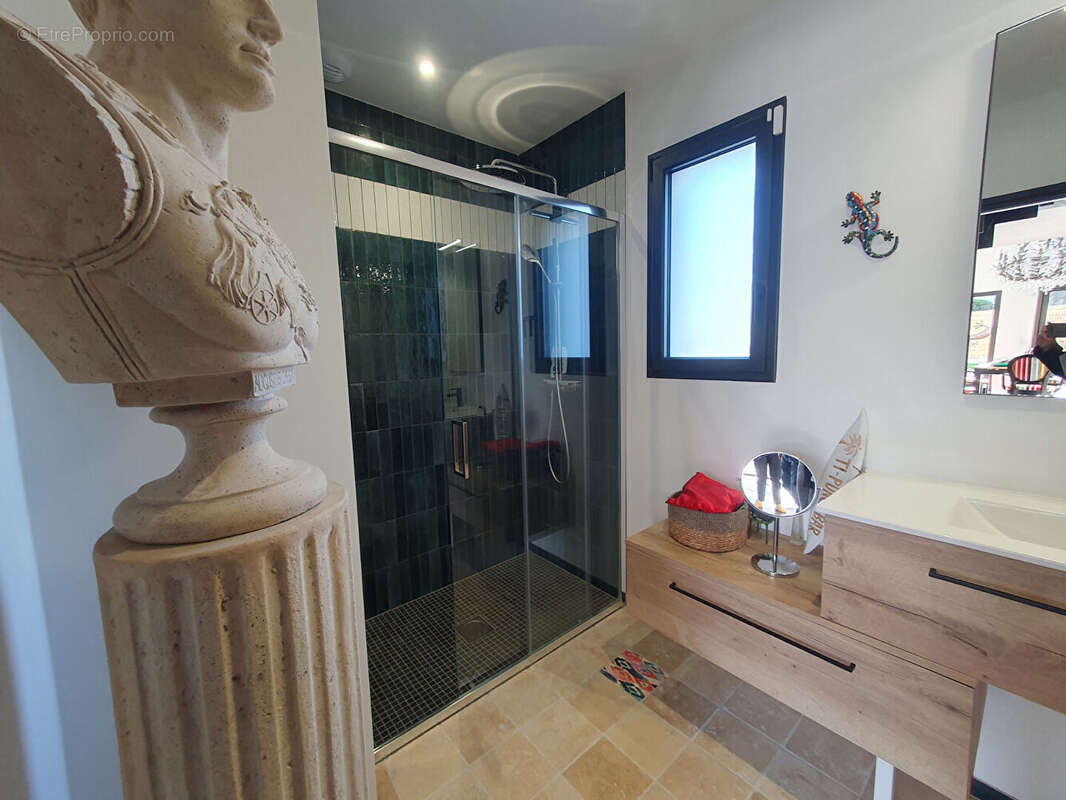 Maison à LOCMARIAQUER