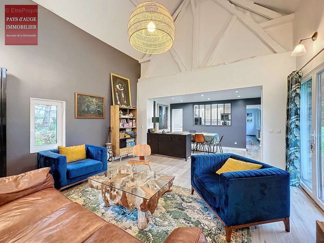 Maison à NEUVILLE-SUR-TOUQUES